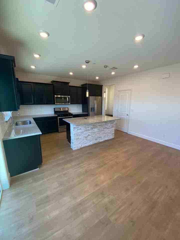 1667 Lion St - Photo 6 of 45