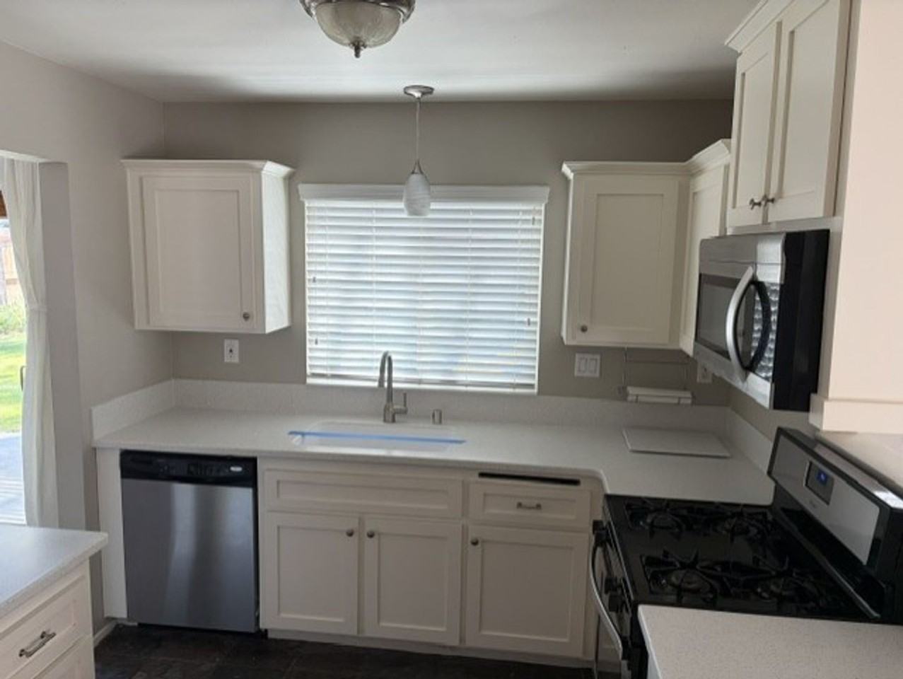 23827 Falconer Dr - Photo 5 of 18