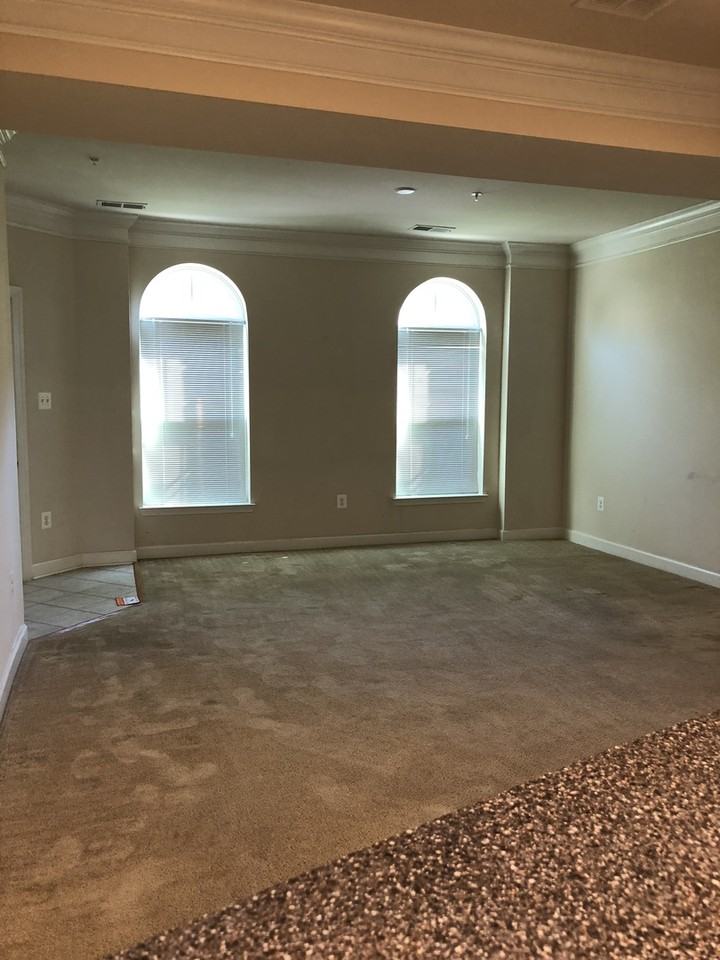 317 Community Center Ave - Photo 3 of 21