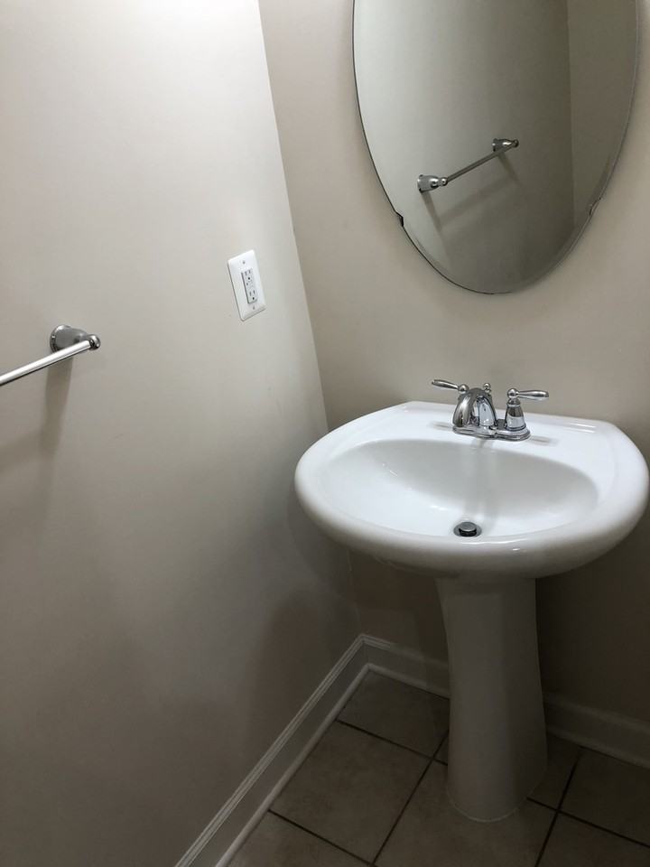317 Community Center Ave - Photo 6 of 21