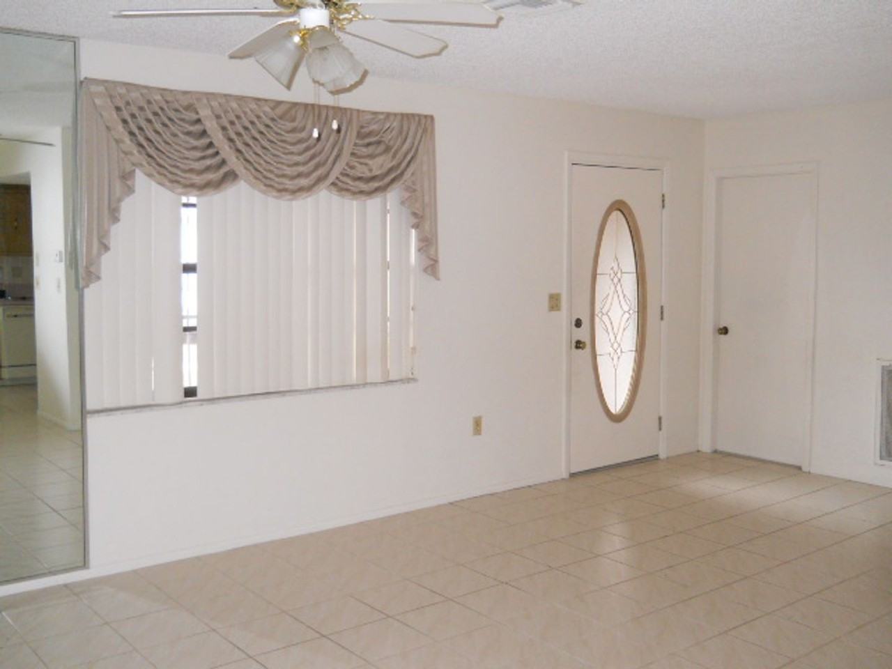 6247 Spring Hill Dr - Photo 6 of 29