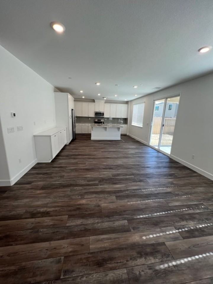4049 Sprout St - Photo 3 of 48