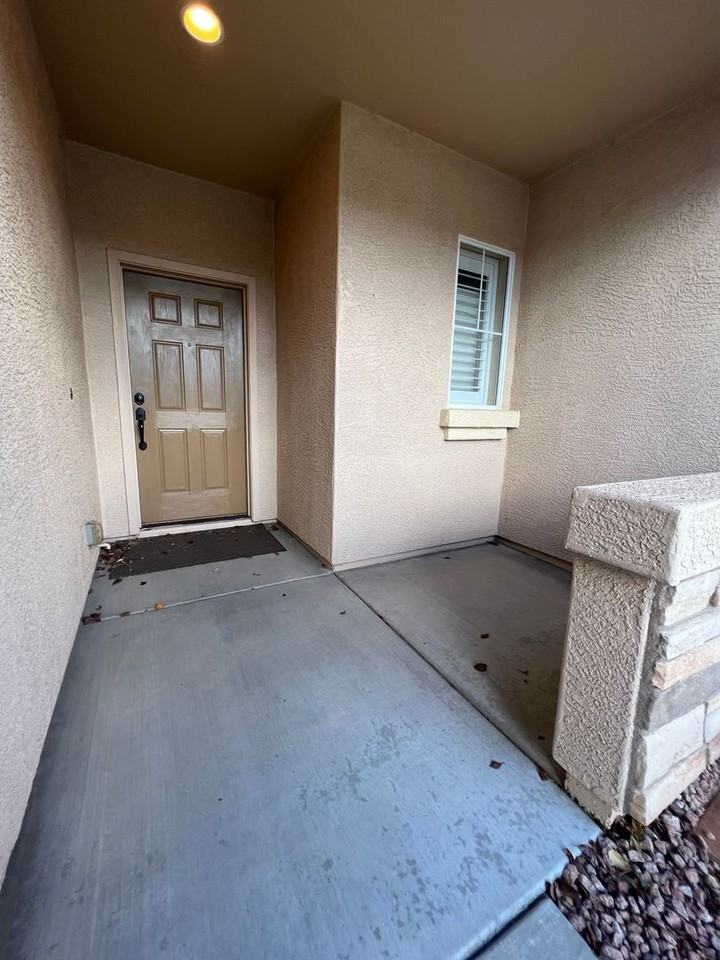 7720 E Day Break Cir - Photo 2 of 35