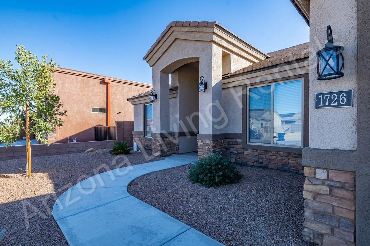 1726 E Aloe St - Photo 6 of 33
