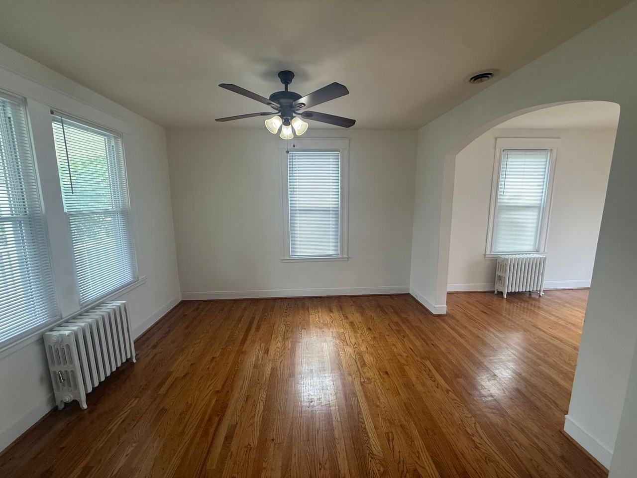 2815 Kildaire Dr - Photo 5 of 24