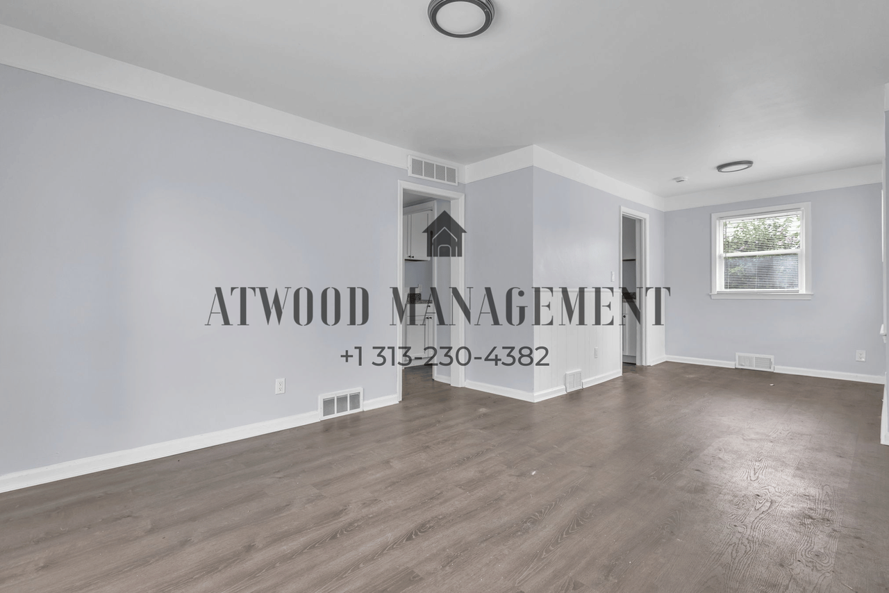 9078 Minock St - Photo 5 of 19
