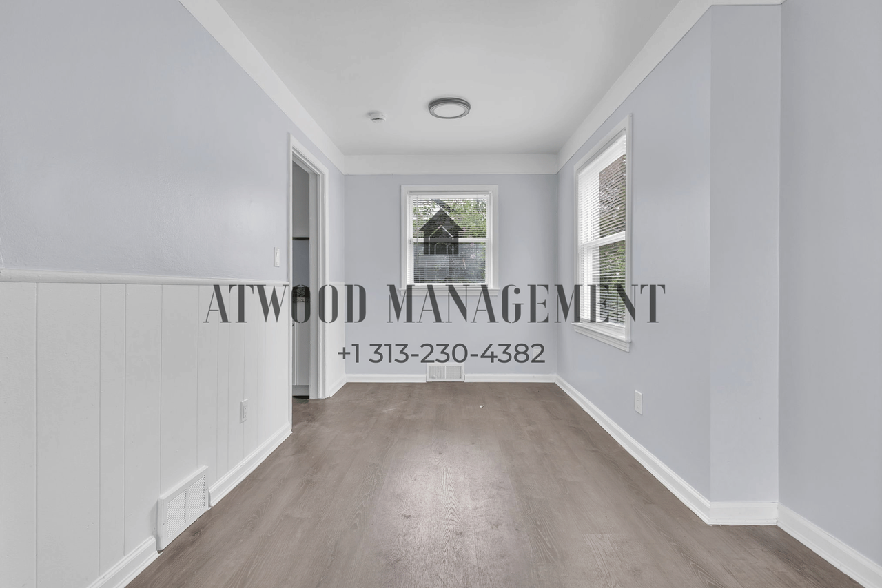 9078 Minock St - Photo 6 of 19