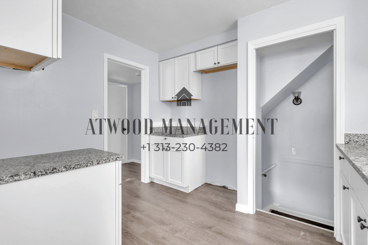 9078 Minock St - Photo 7 of 19