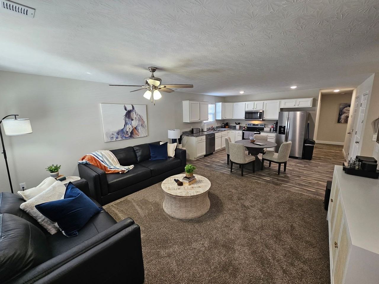 2224 Morris Ave - Photo 5 of 50