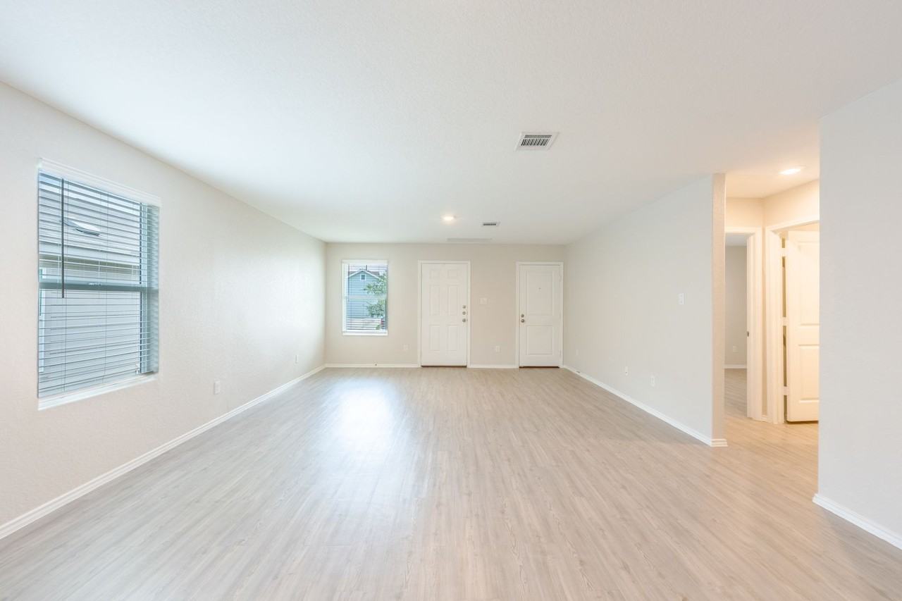 4220 Revetment Way - Photo 3 of 14