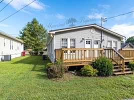 featured image of 507 Lamont St #2