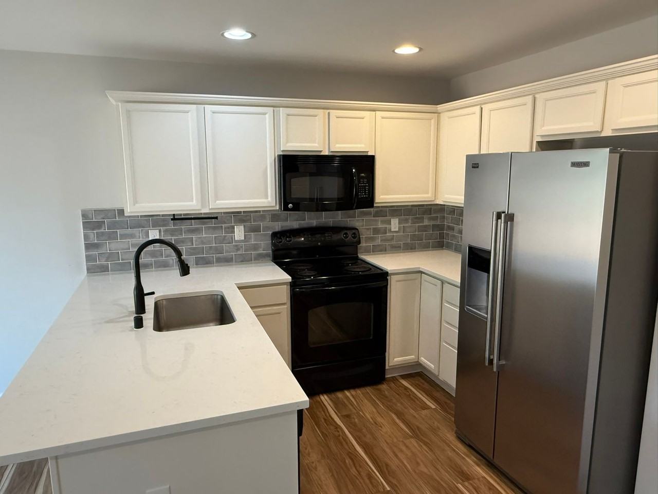 24028 Se 262nd St - Photo 3 of 12