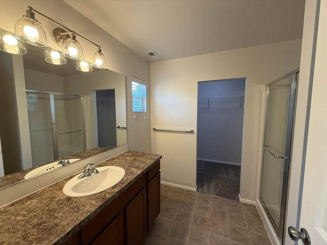 24028 Se 262nd St - Photo 6 of 12