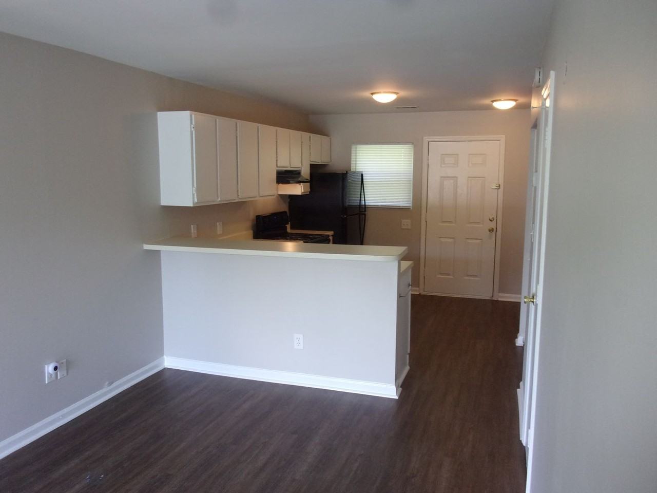 1478 Flintwood Dr - Photo 2 of 13