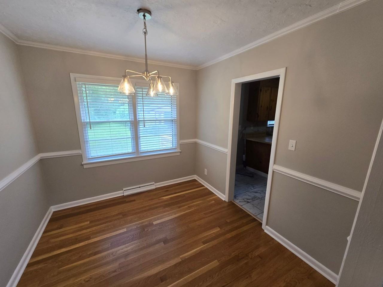 602 Old Town Dr - Photo 6 of 10