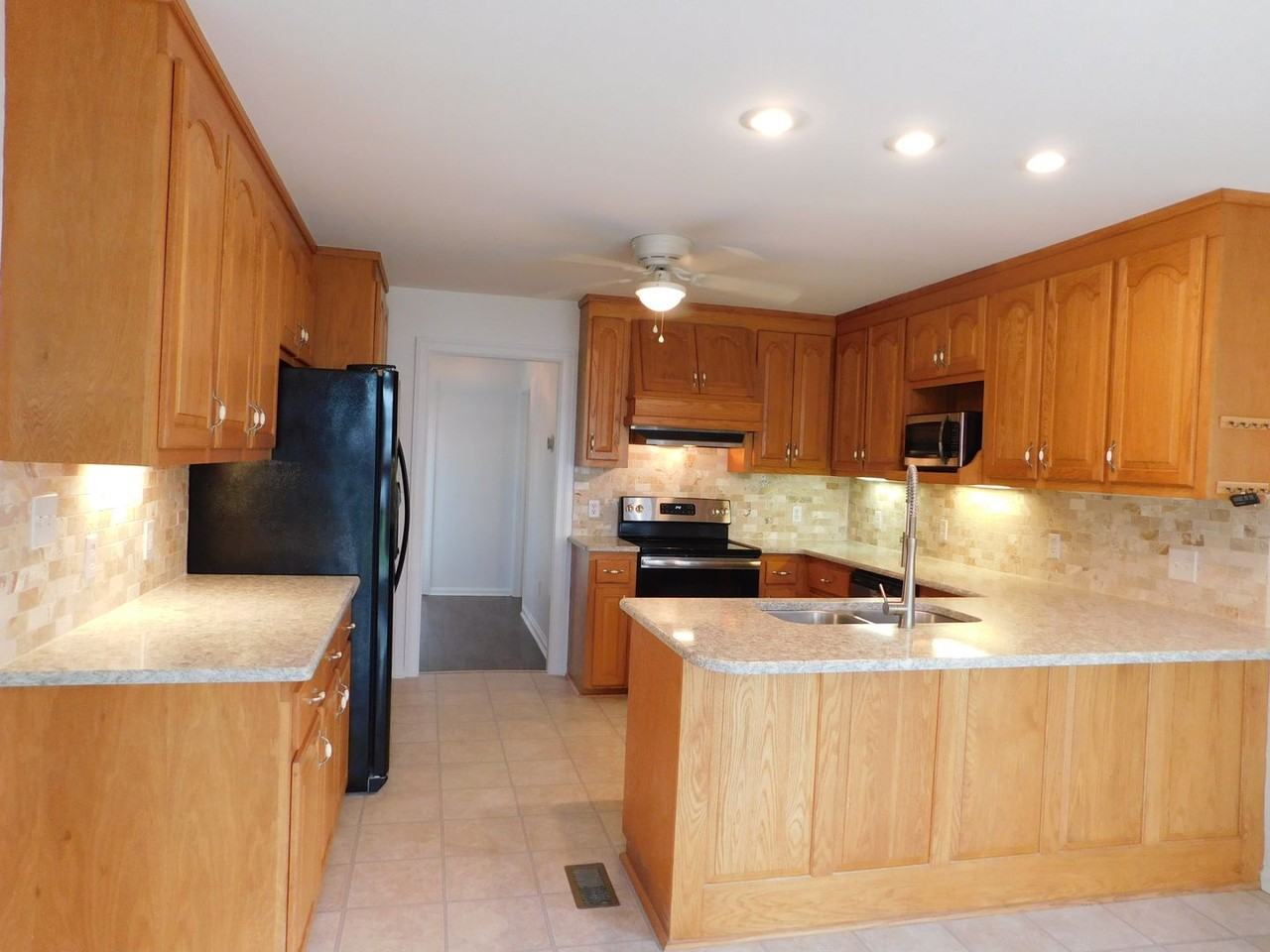 210 Ainsley Rd - Photo 2 of 28