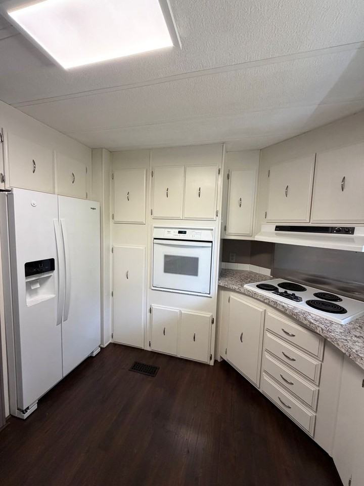 3517 181st Pl Ne - Photo 5 of 19