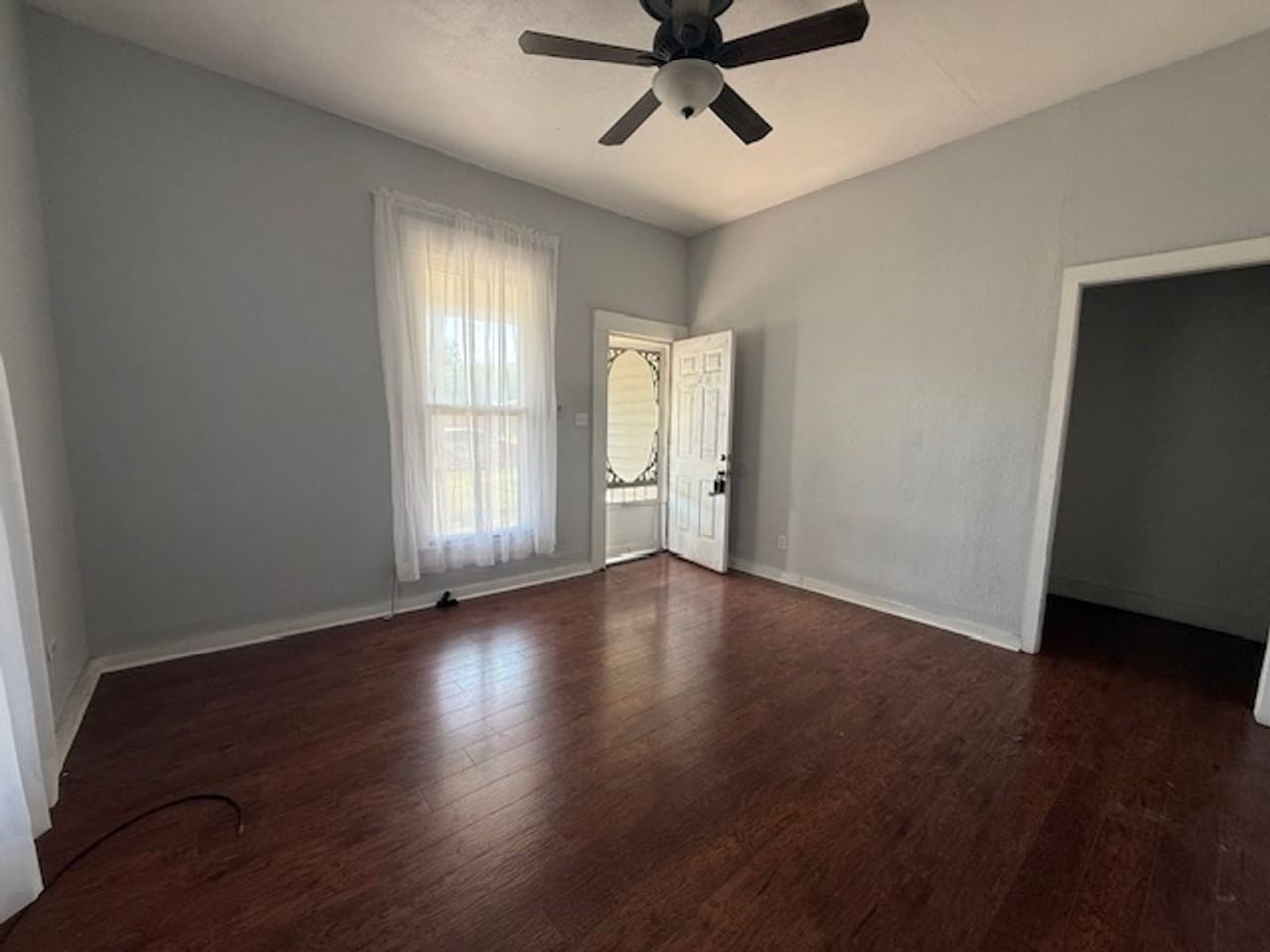525 Arch St - Photo 3 of 19