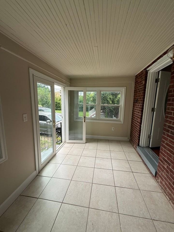 8507 Potomac Ave - Photo 3 of 35