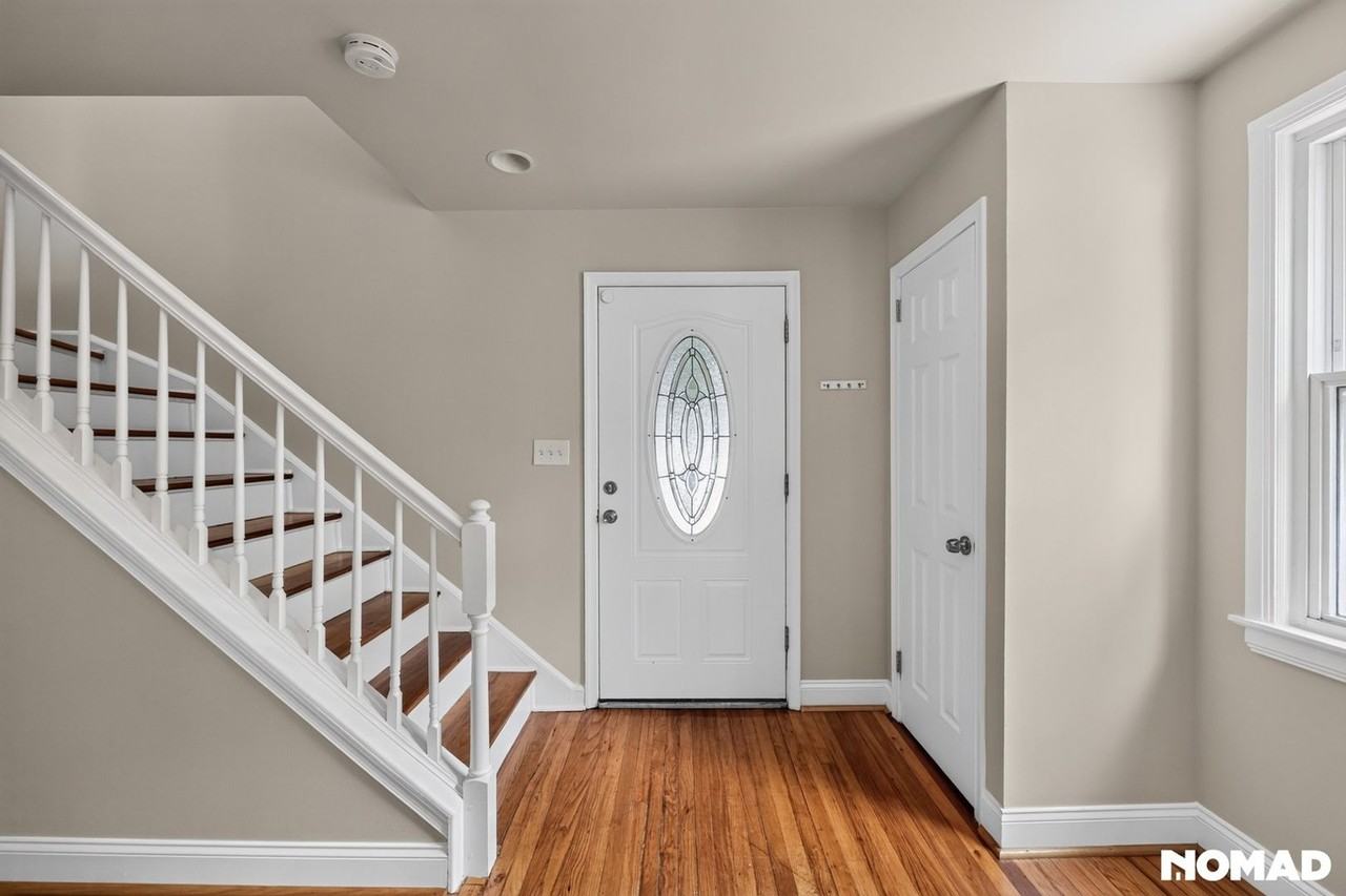 8507 Potomac Ave - Photo 7 of 35