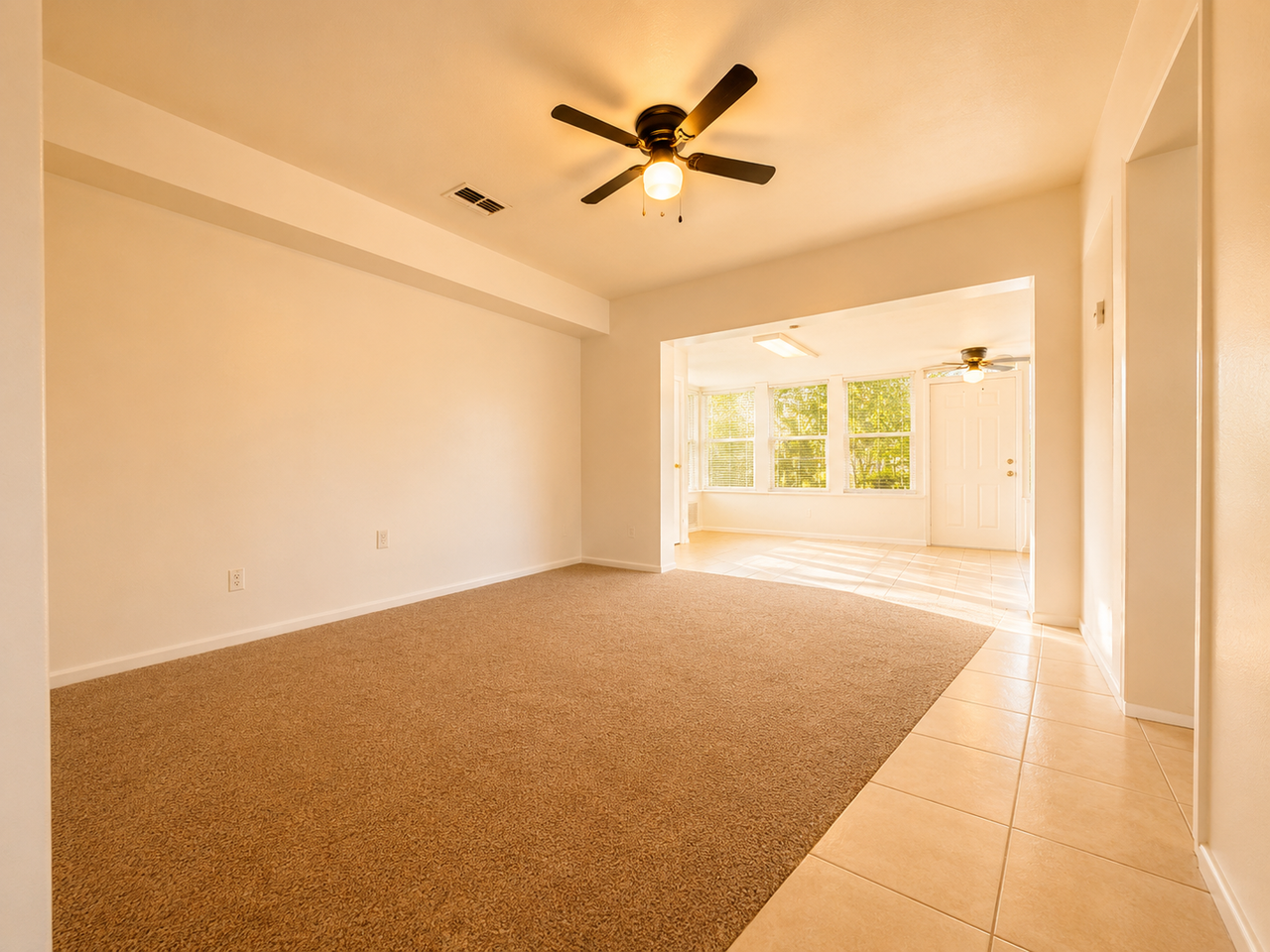 105 Primrose Ln - Photo 2 of 11