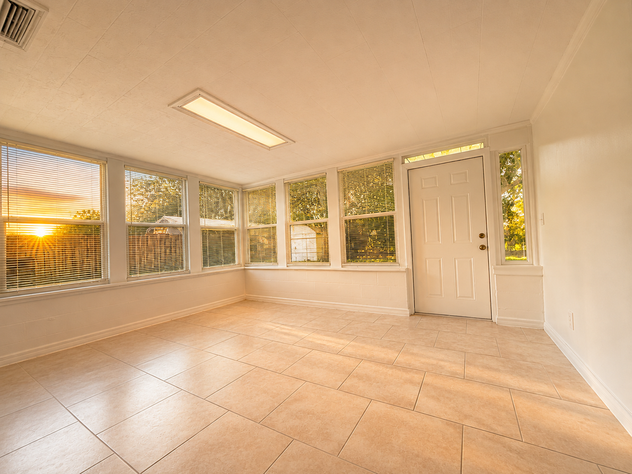 105 Primrose Ln - Photo 6 of 11