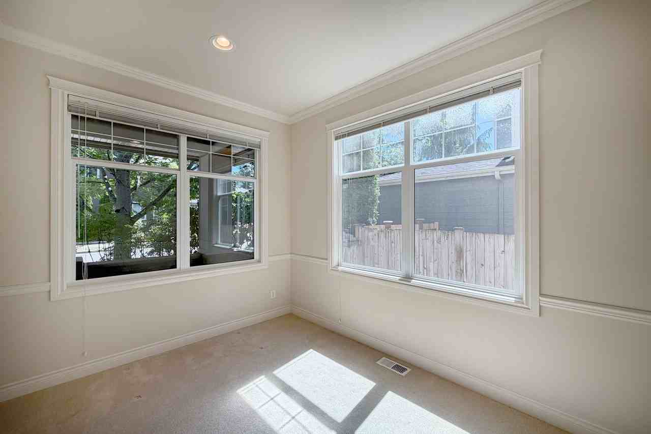 11787 159th Ave Ne - Photo 5 of 39