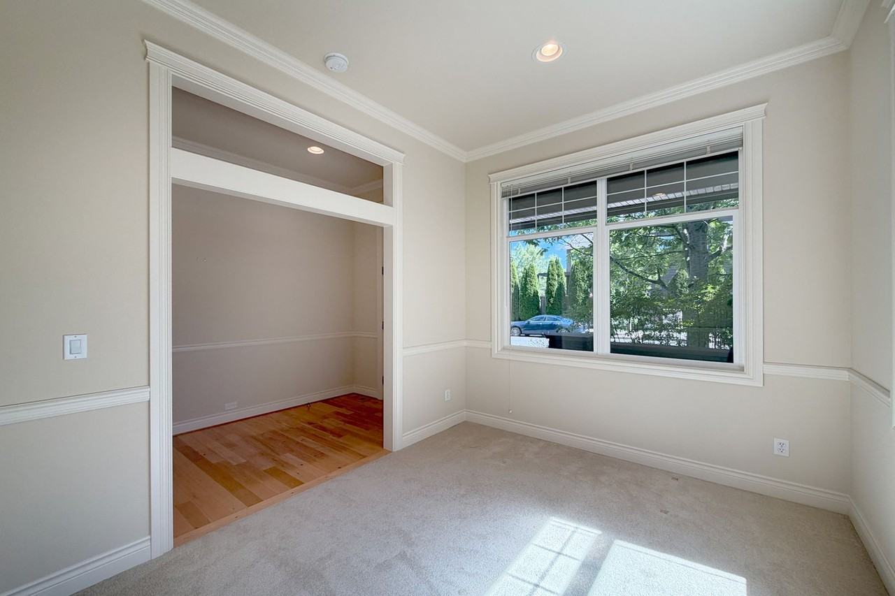 11787 159th Ave Ne - Photo 6 of 39