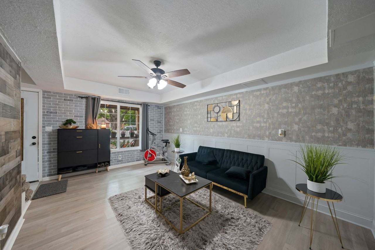 718 S Stevenson St - Photo 4 of 19