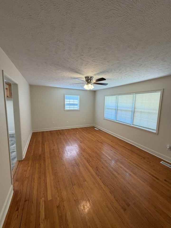 1742 Repass Rd - Photo 3 of 21