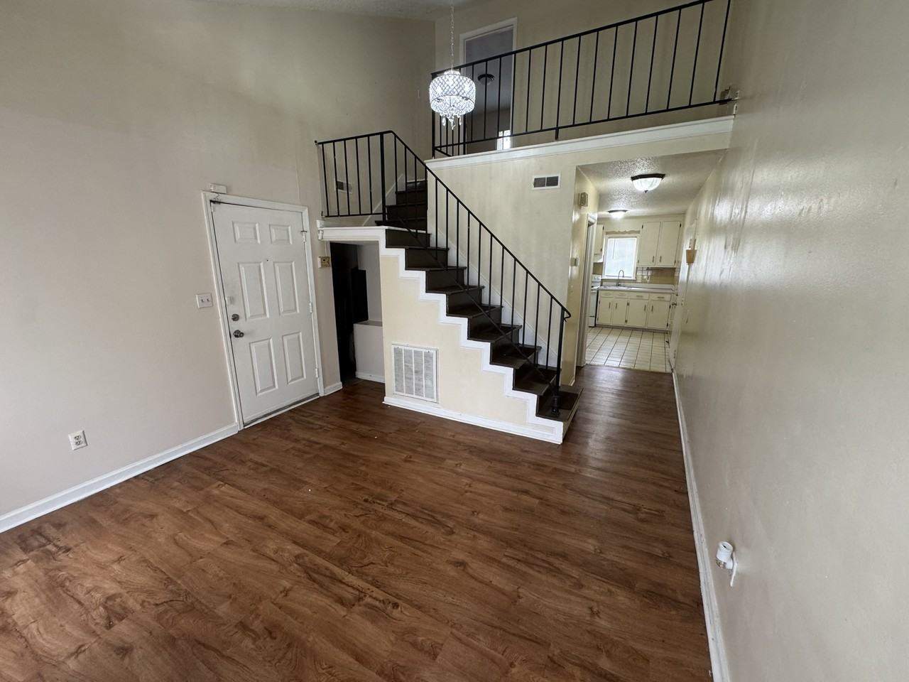 655 26th St #NA - Photo 2 of 23