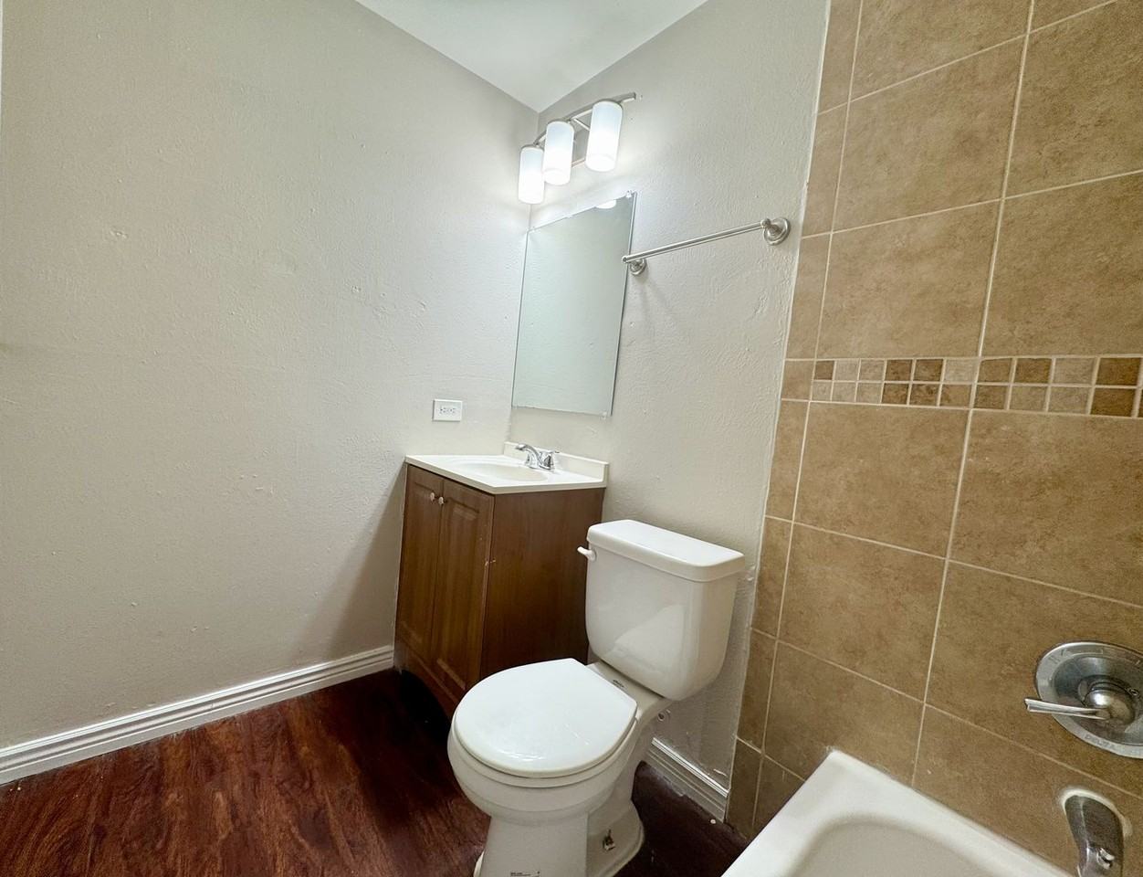 1400 W Mississippi Ave #207 - Photo 6 of 14