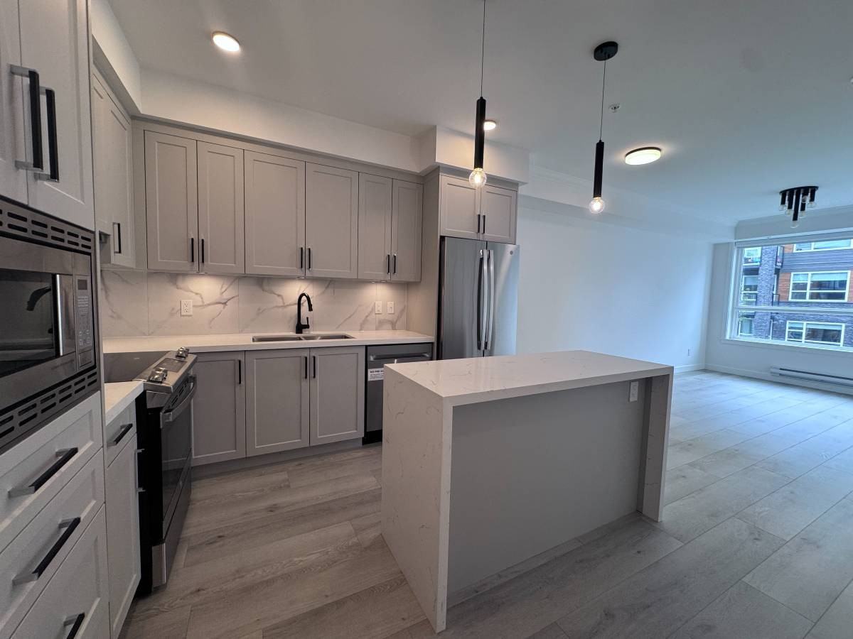 12143 223 Street #221 - Photo 3 of 24