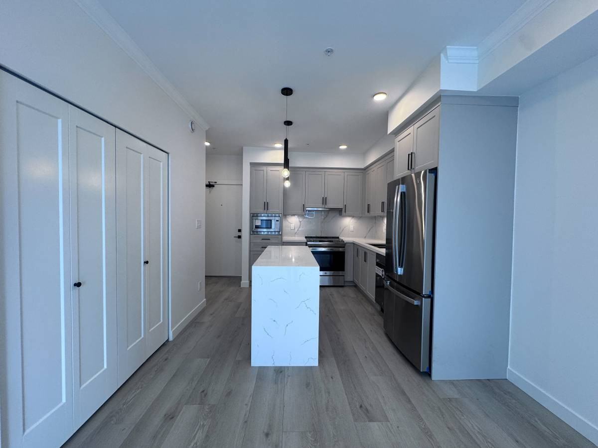 12143 223 Street #221 - Photo 7 of 24
