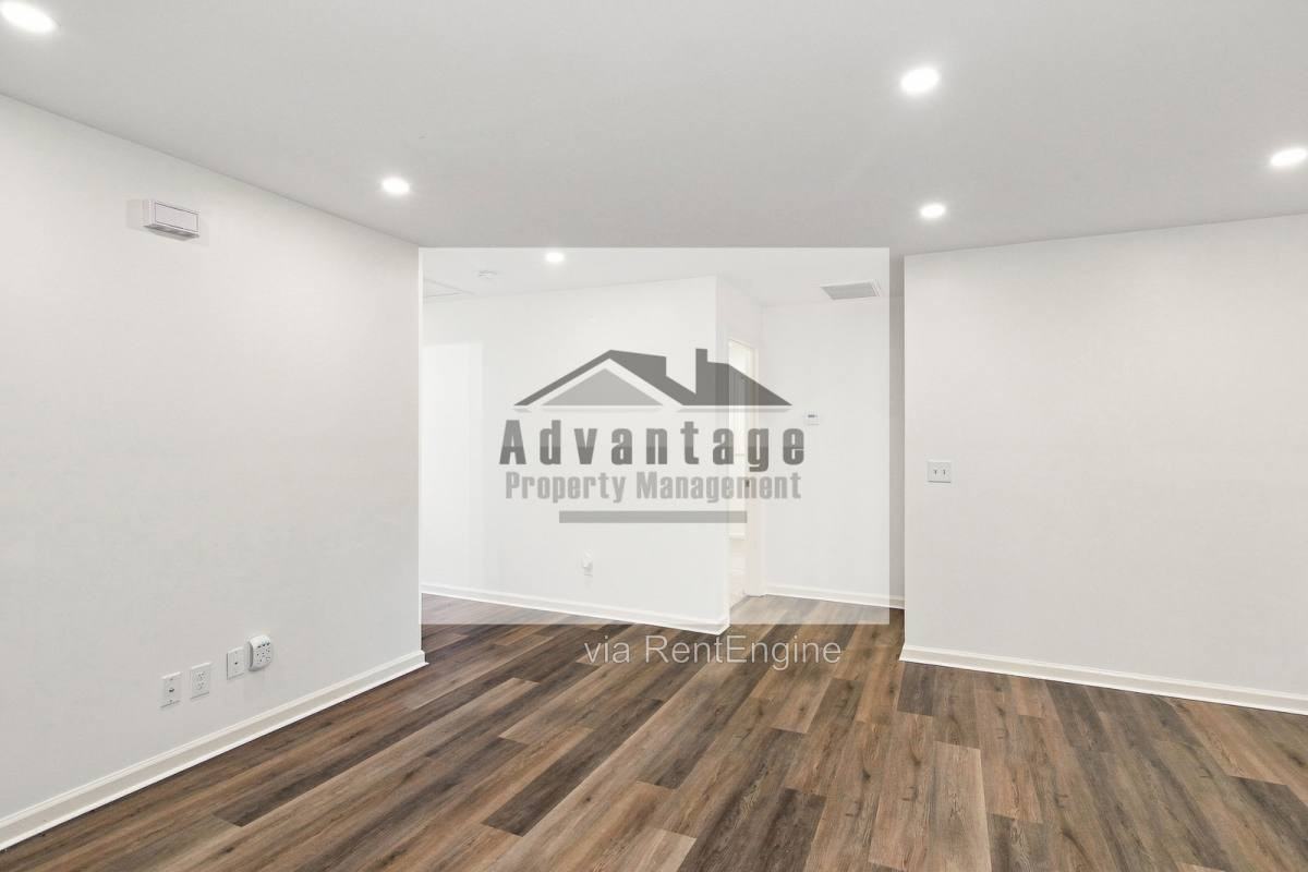553 Georgia Ave #279 - Photo 5 of 10