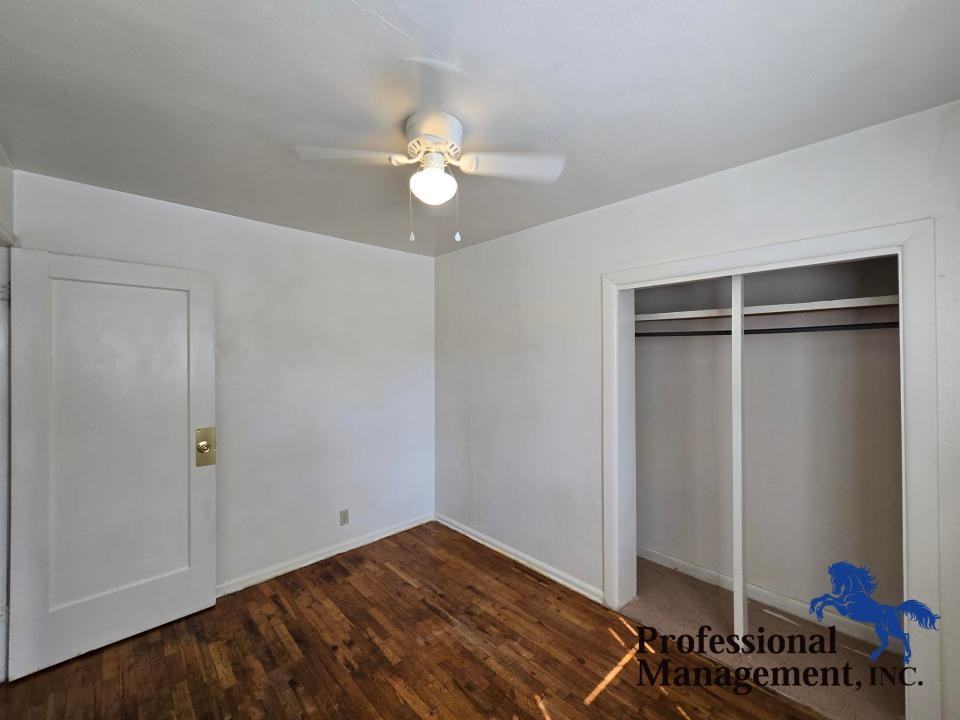 1215 8th St W - Photo 6 of 11