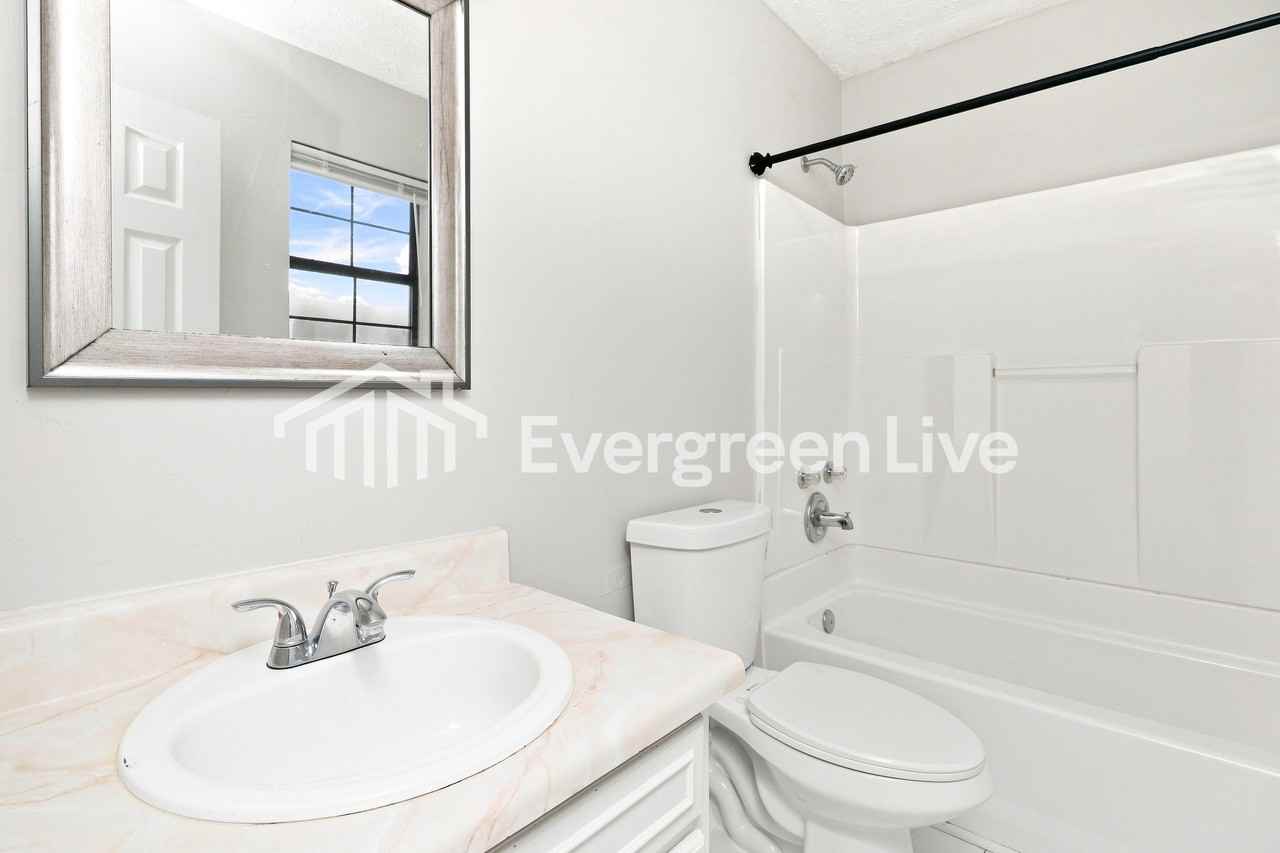 693 Springhollow Dr Sw - Photo 7 of 10