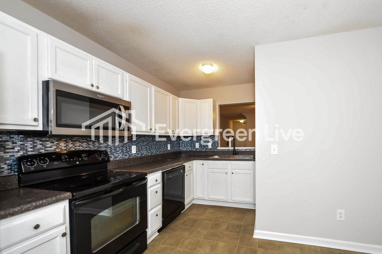 11 Gatewood Way - Photo 7 of 14