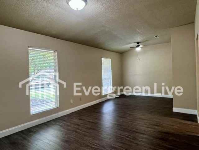 100 Swing Ct - Photo 4 of 20