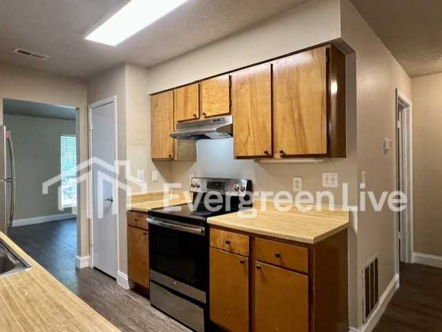100 Swing Ct - Photo 7 of 20