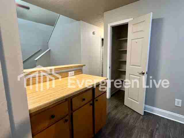 109 Ayana Ct - Photo 5 of 20