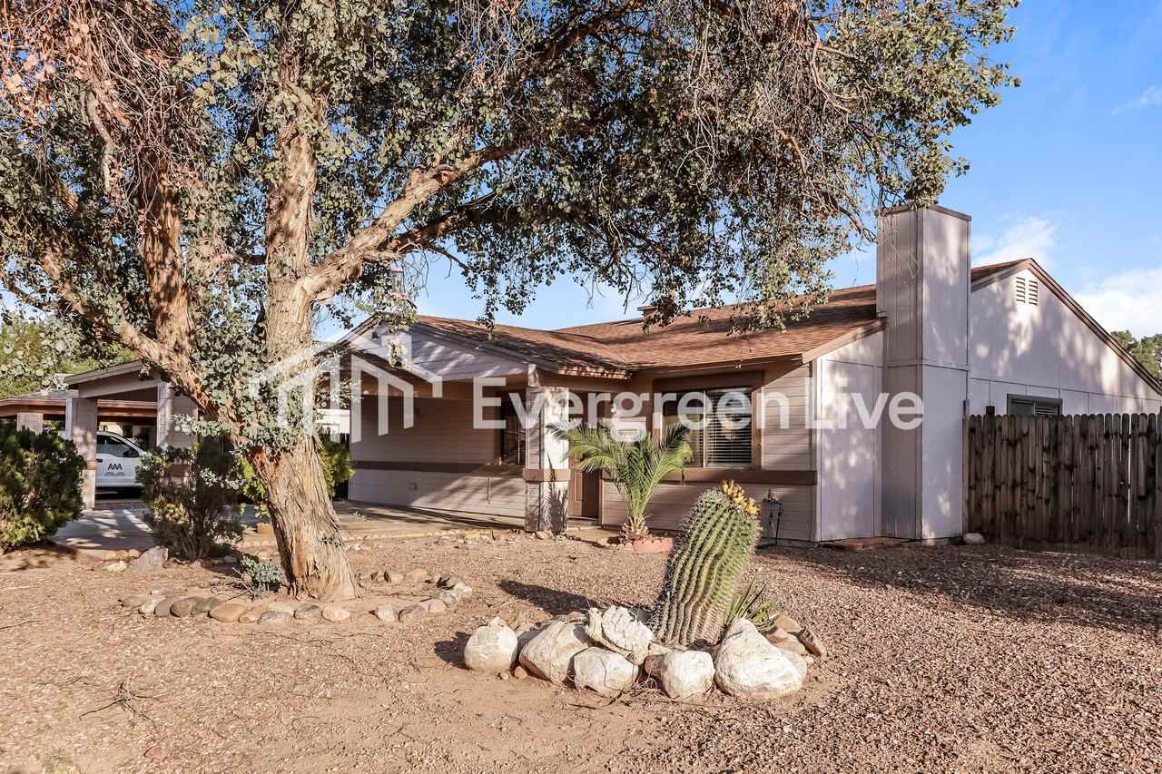 1989 W Chardonnay Dr - Photo 2 of 15