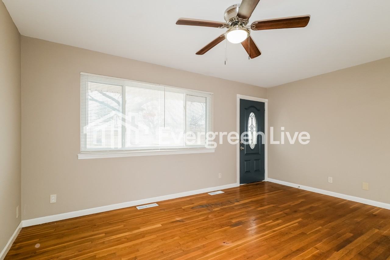 1436 Oliveto Ln - Photo 3 of 15