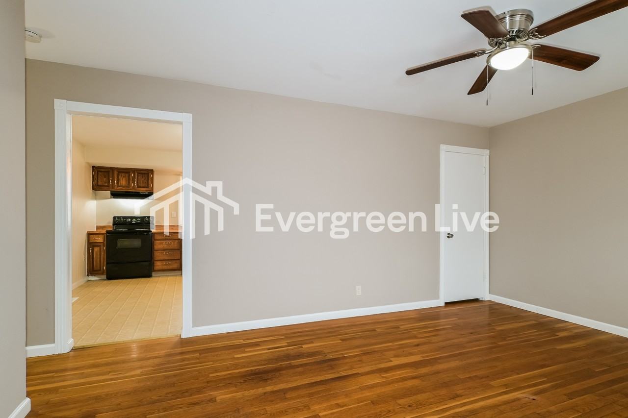 1436 Oliveto Ln - Photo 4 of 15