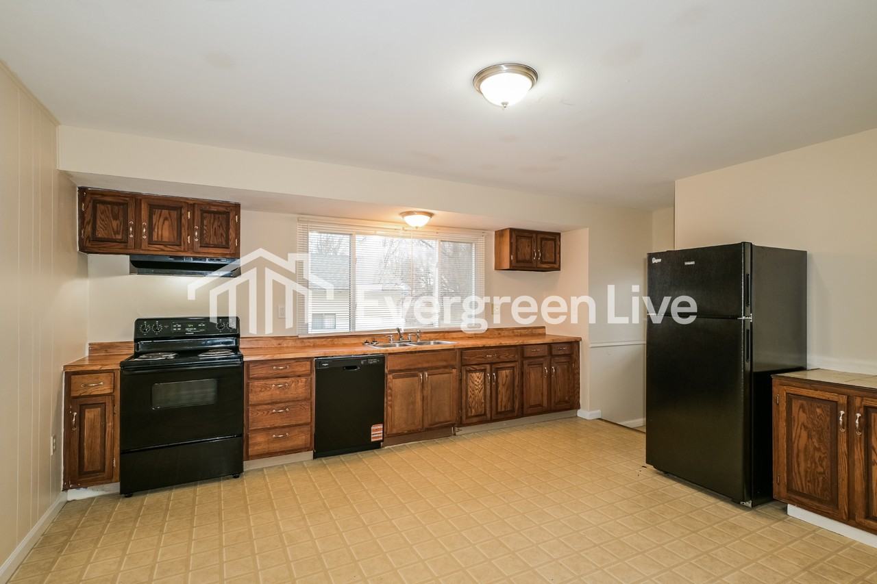 1436 Oliveto Ln - Photo 6 of 15
