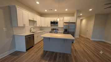 featured image of 537 N 20th St #41