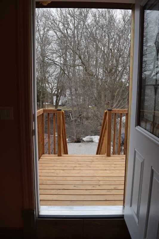 89 Andrew Street South #2 - Photo 5 of 11