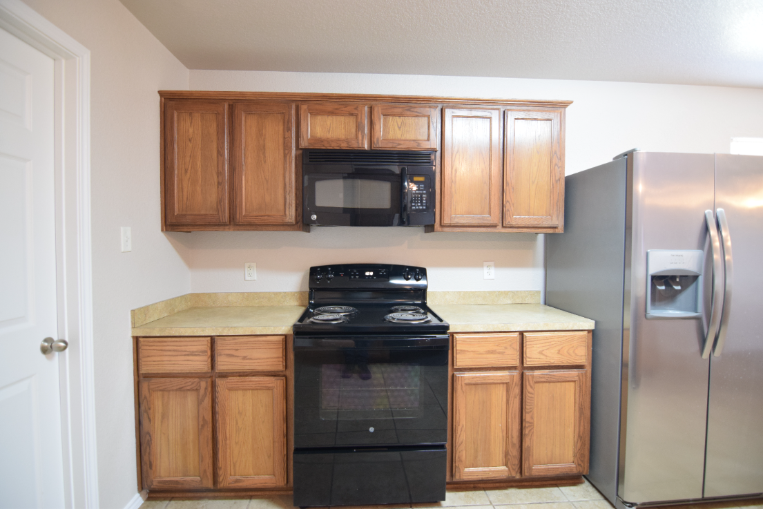 403 Constellation Dr #NA - Photo 3 of 40