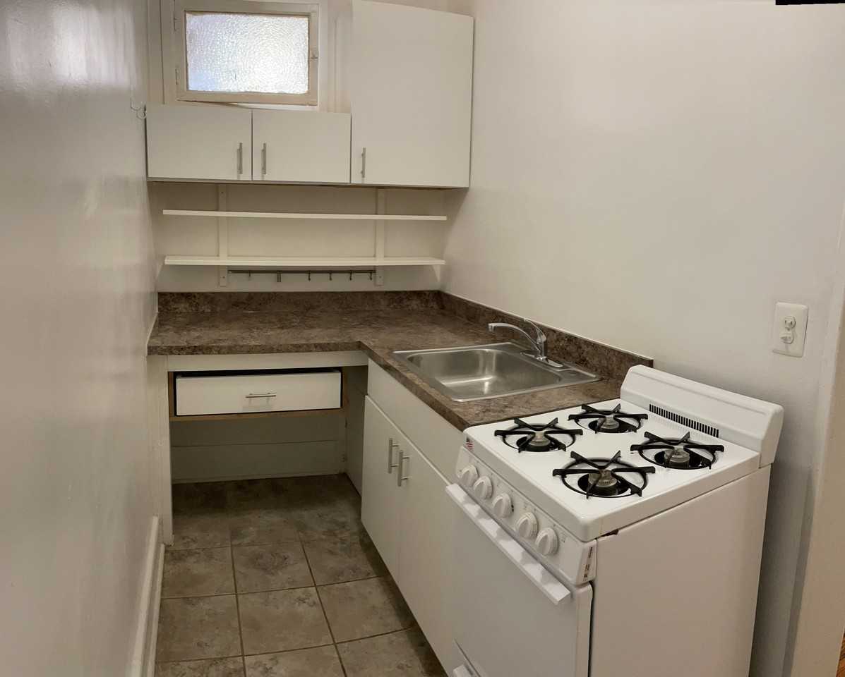 1024 N Calvert St #NA - Photo 4 of 6