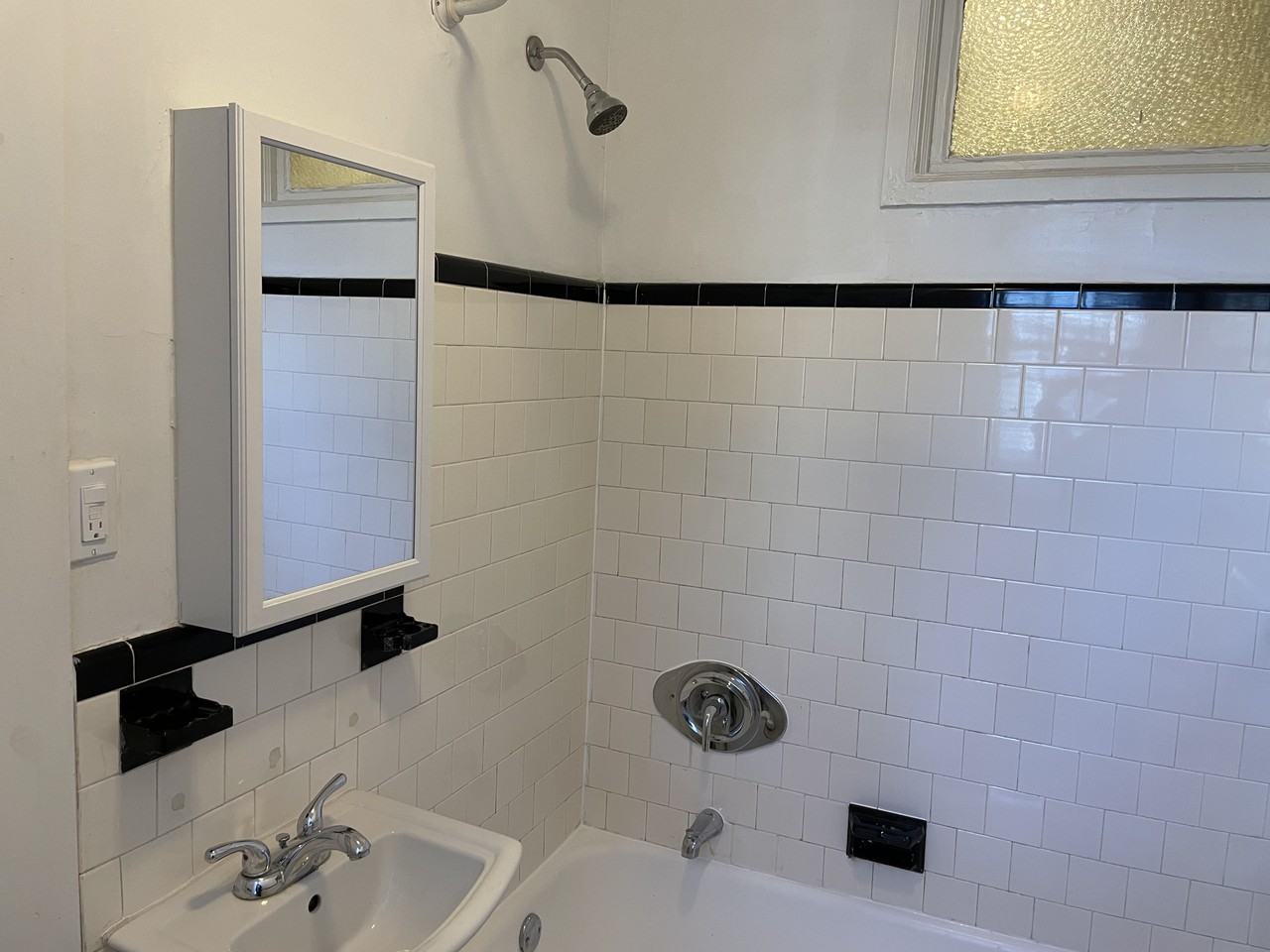 1024 N Calvert St #NA - Photo 5 of 6